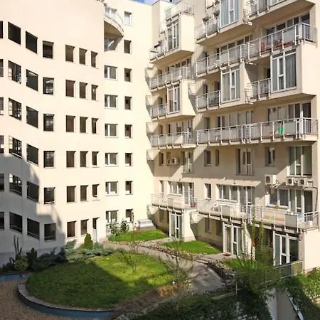 Apartment Akacfa