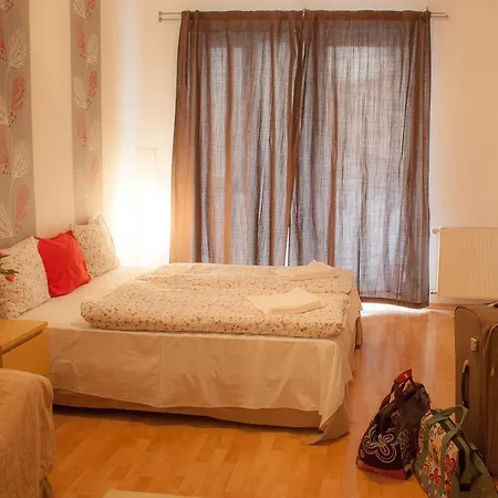Apartment Akacfa