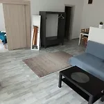 Akacfa Apartament *