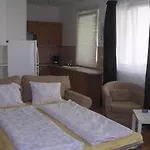 Apartament Akacfa