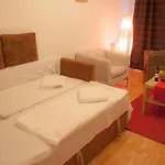 Akacfa * Budapesta